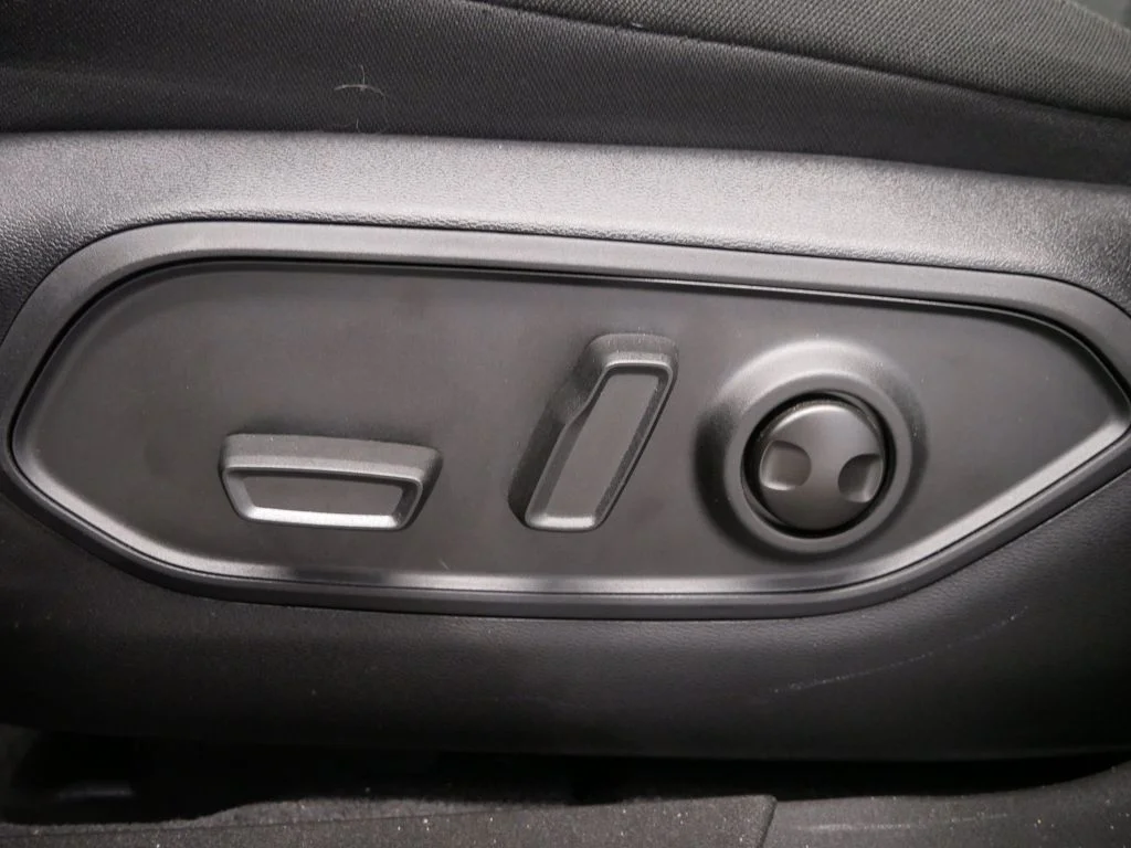 2026 Jeep Cherokee Laredo - Photo 20