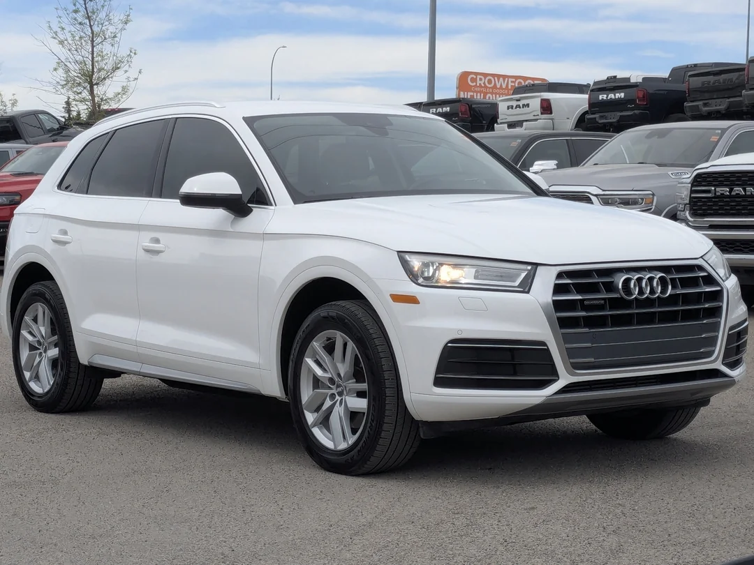 Certified Used 2020 White Audi Komfort - - AWD - Leather - LOW KMS & More! image 2