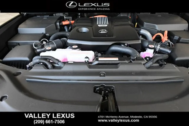 2026 Lexus LX 700h F-Sport - Photo 23