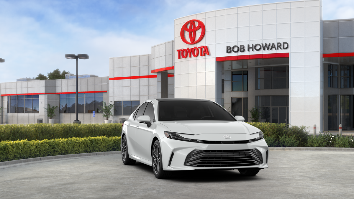 New 2026 Wind Chill Pearl Toyota XLE image 16