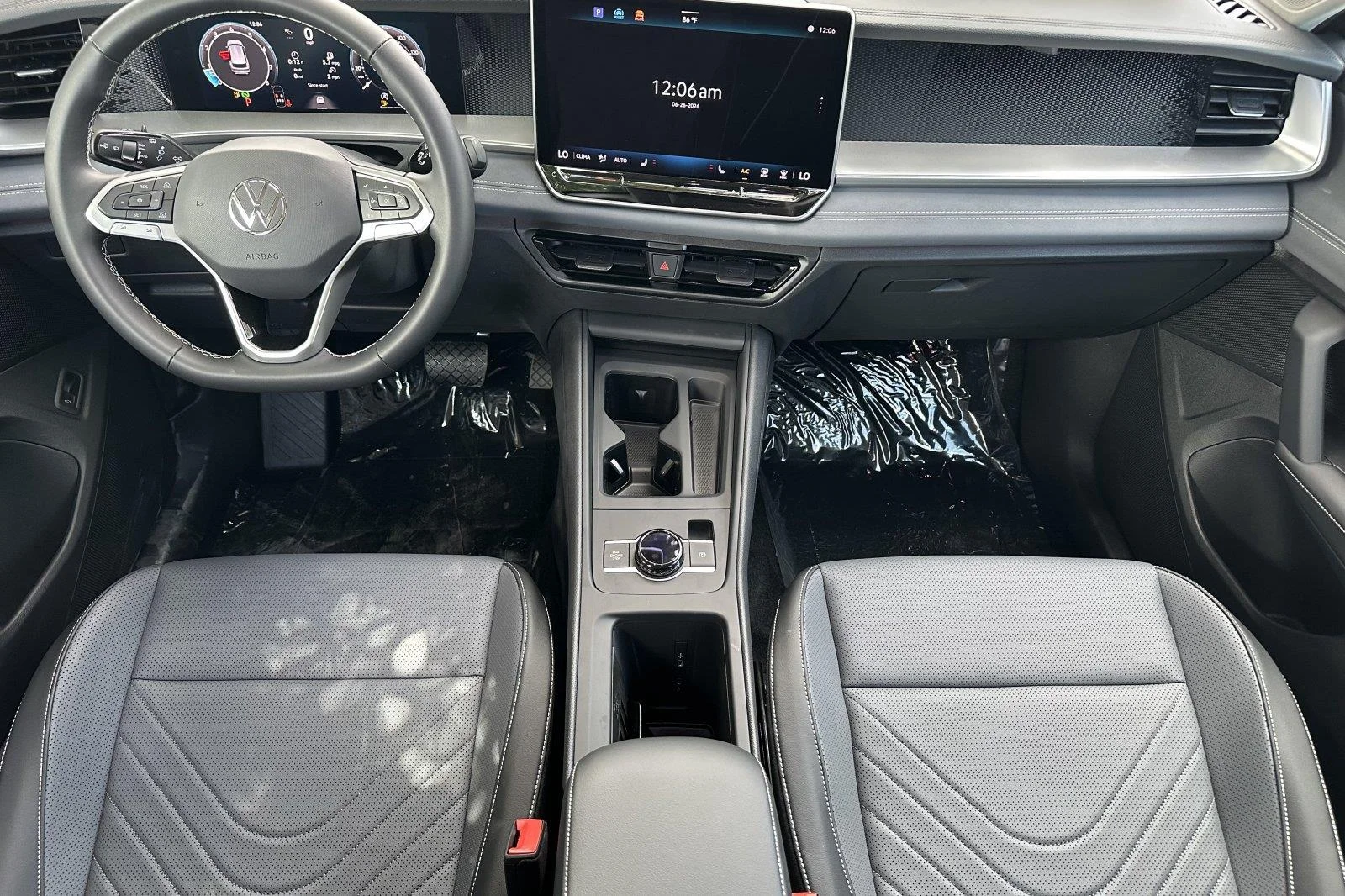 New 2026 Platinum Gray Metallic Volkswagen SE image 13