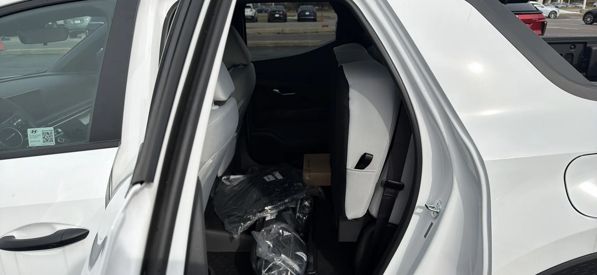 New 2026 Atlas White Hyundai SE image 12