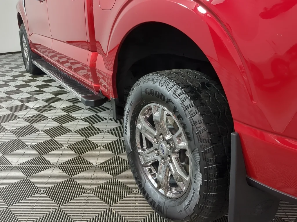 Used 2023 Red Ford LARIAT image 6