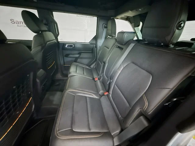 Used 2024 Silver Metallic Ford Badlands image 24