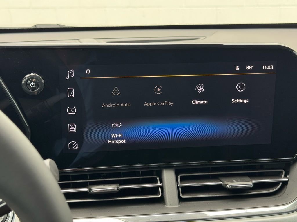 2025 Chevrolet Trax LT - Photo 26