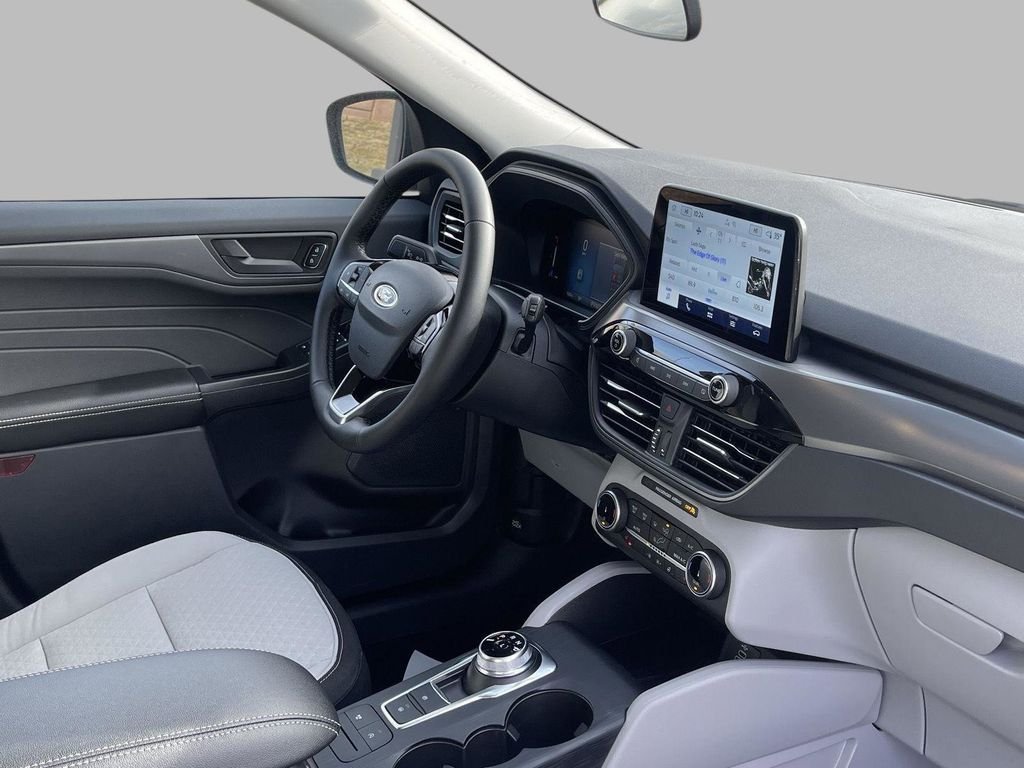 New 2026 Agate Black Metallic Ford Active® image 15