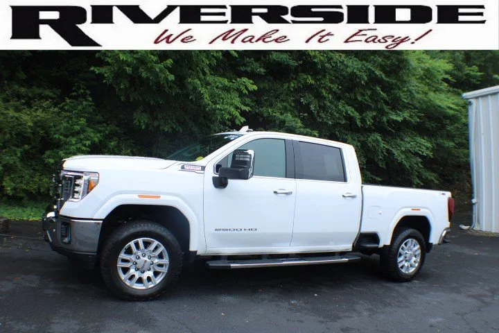 Certified Used 2023 Summit White GMC SLT image 4