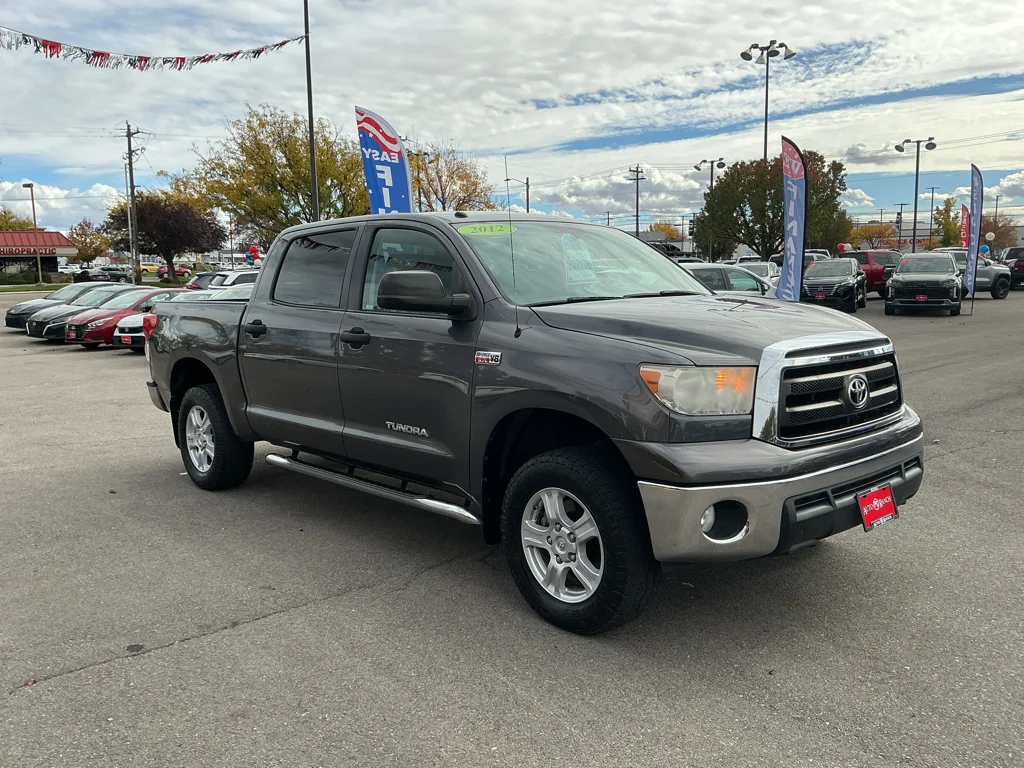 Used 2012 Magnetic Gray Metallic Toyota Grade 5.7L V8 (A6) image 3