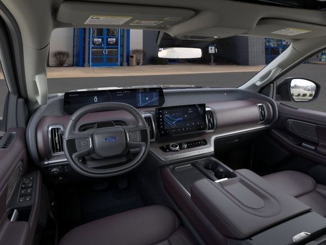 New 2025 Agate Black Metallic Ford Platinum® MAX image 9
