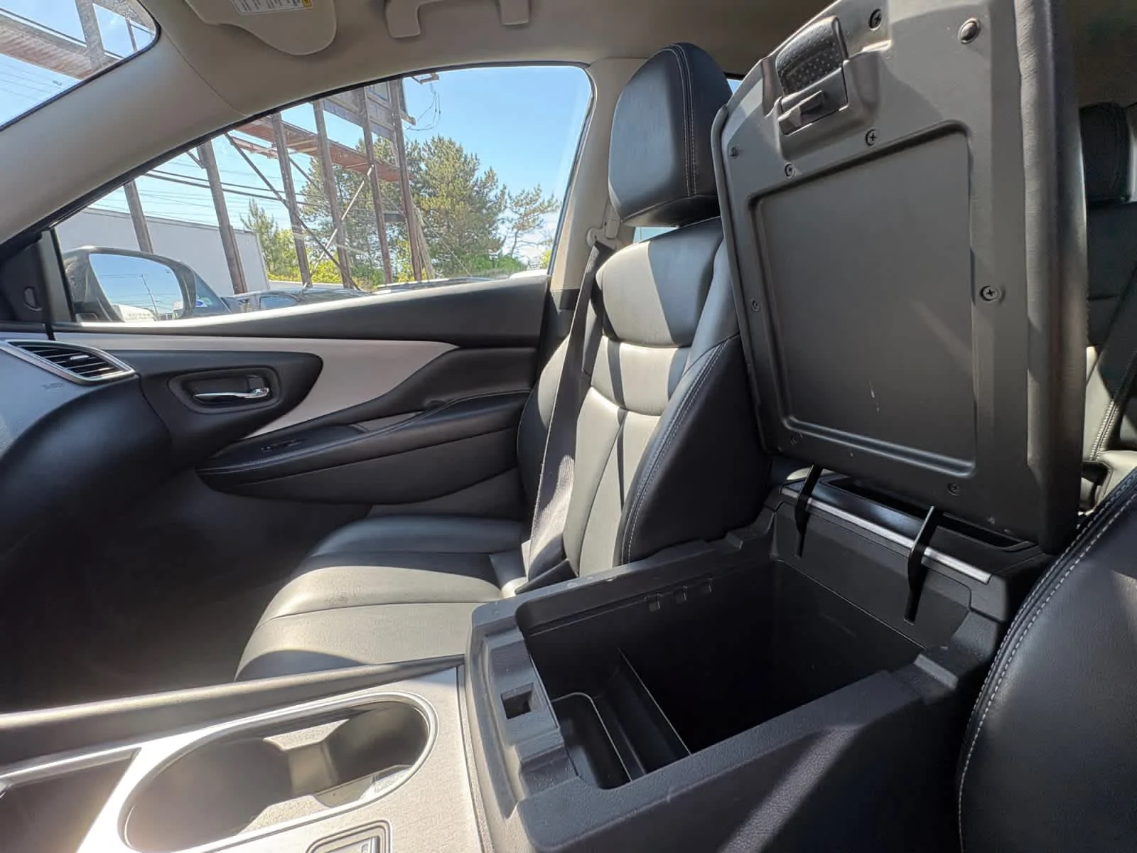 Used 2024 Super Black Nissan SV image 33