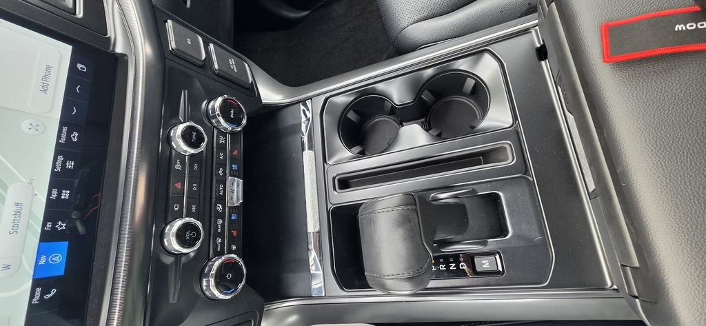 New 2026 Iconic Silver Metallic Ford Lariat® image 26
