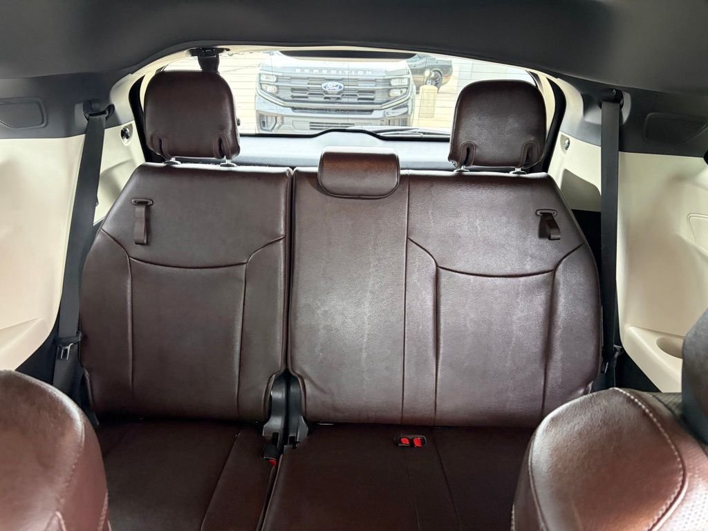 Used 2022 Ruby Flare Pearl Toyota Platinum image 17
