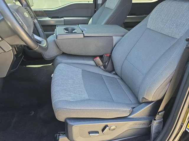 Used 2021 Agate Black Metallic Ford XLT image 17