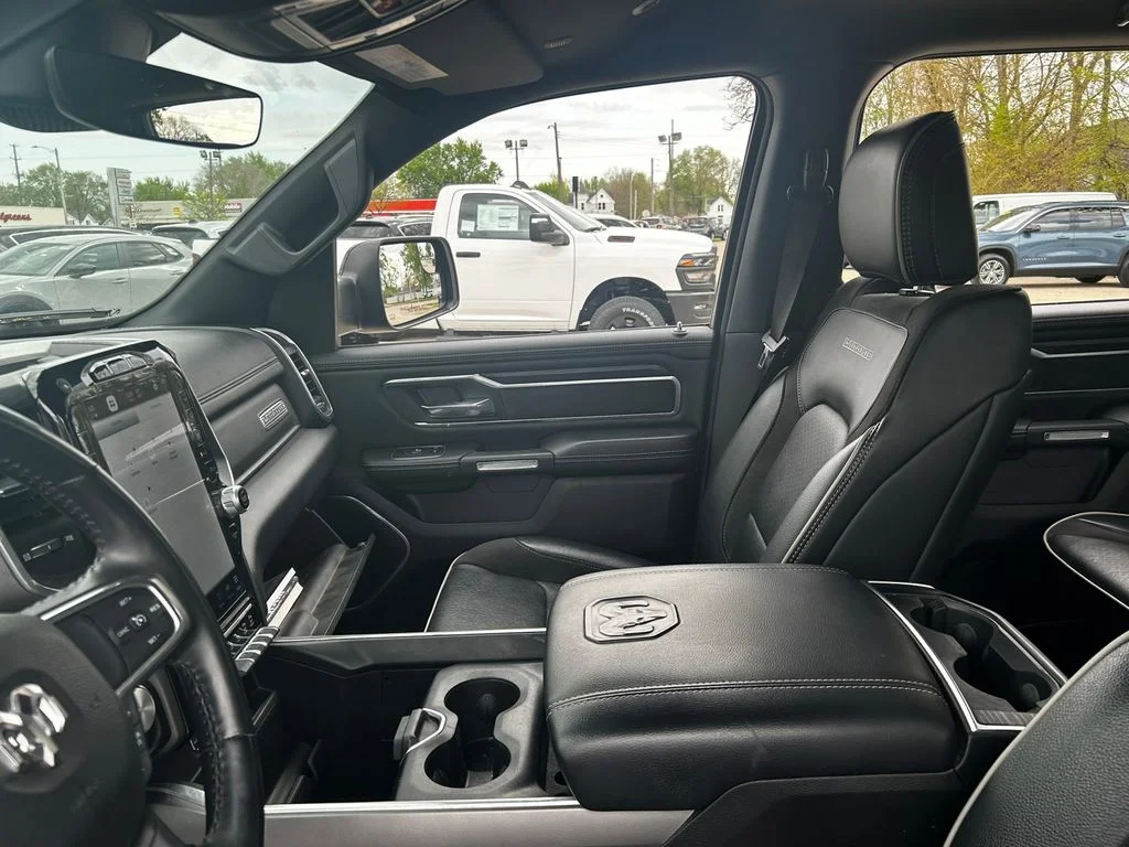 Used 2023 Black Ram Laramie image 28