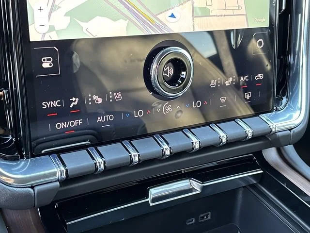 2027 GMC Yukon Denali - Photo 16