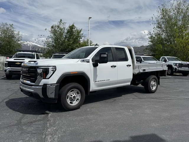 2025 GMC Sierra 2500 HD Pro