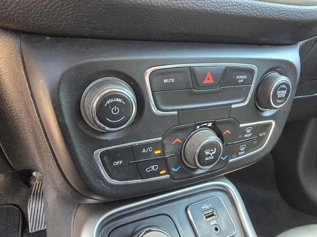 Used 2021 Redline Pearlcoat Jeep 80th Anniversary image 22