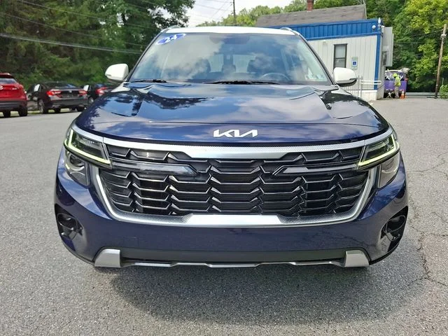 Used 2024 Blue Kia S image 3