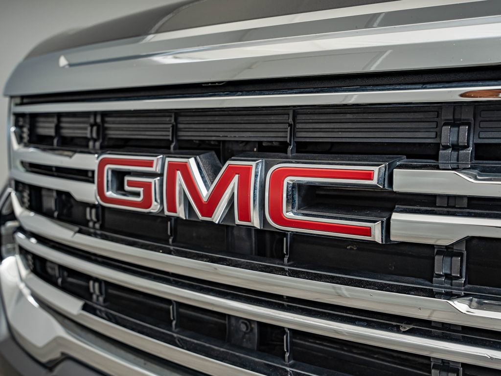 Used 2020 Satin Steel Metallic GMC SLT image 12
