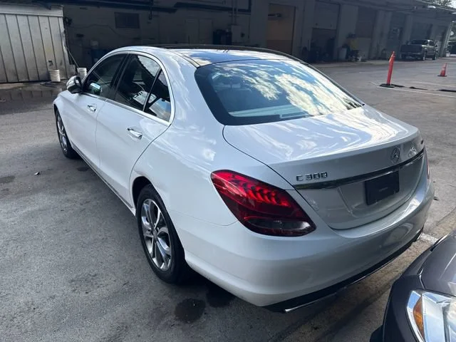 Used 2015  Mercedes-Benz C 300 image 5