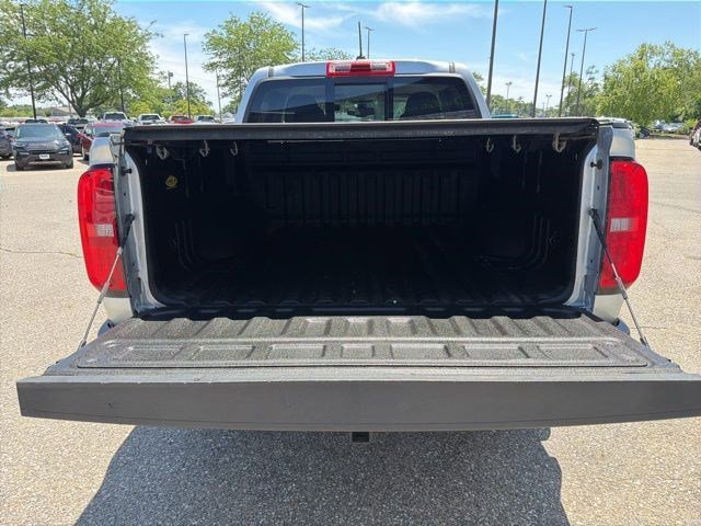 Used 2018 Silver Ice Metallic Chevrolet 4WD Z71 image 16