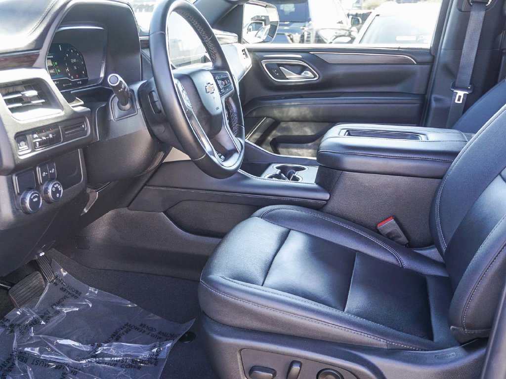 Used 2023 White Chevrolet LT image 17