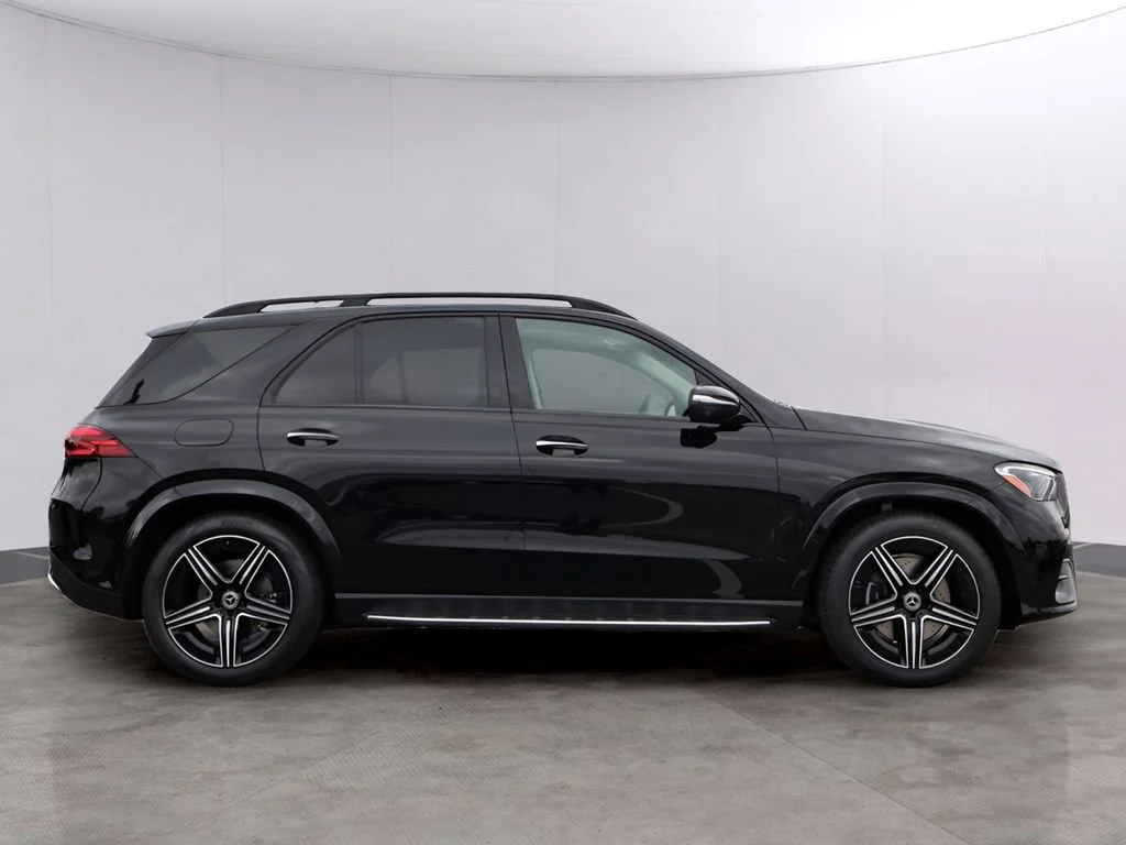 New 2026 Obsidian Black Metallic Mercedes-Benz GLE 450 image 44