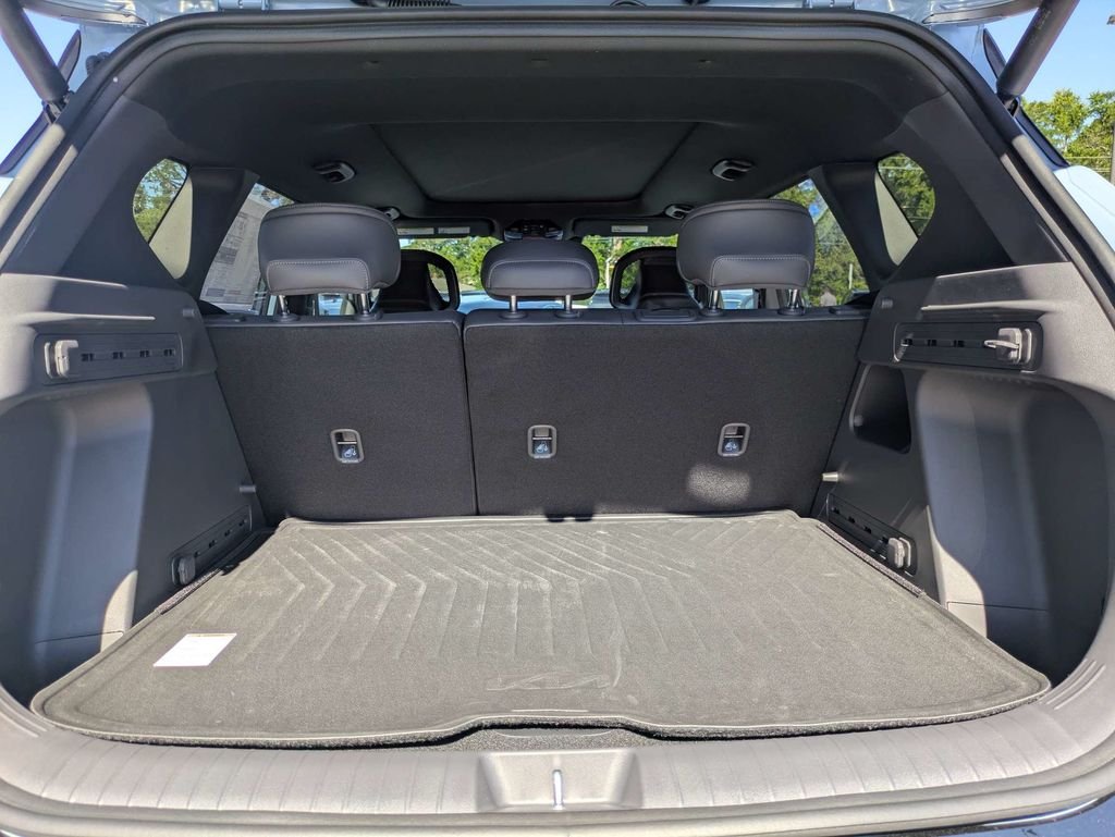 New 2027 Frost Blue Kia X-Line image 13