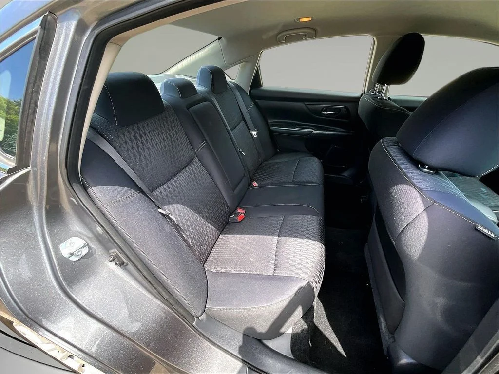 Used 2017 Gray Nissan 2.5 S image 27