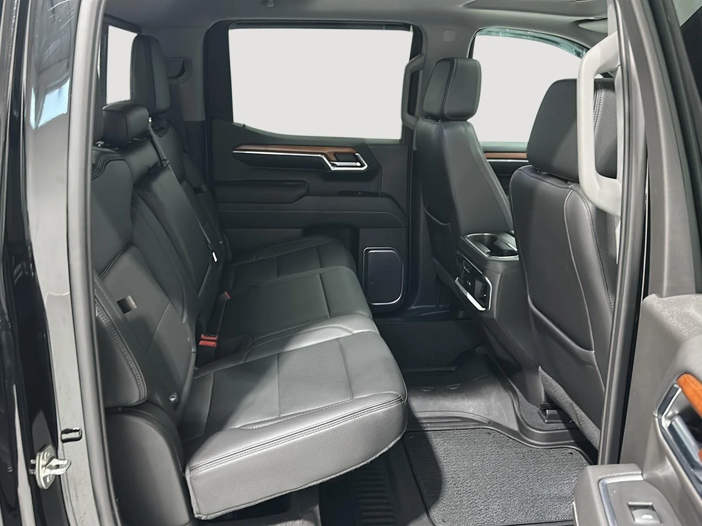 Used 2022 Onyx Black GMC Denali image 27