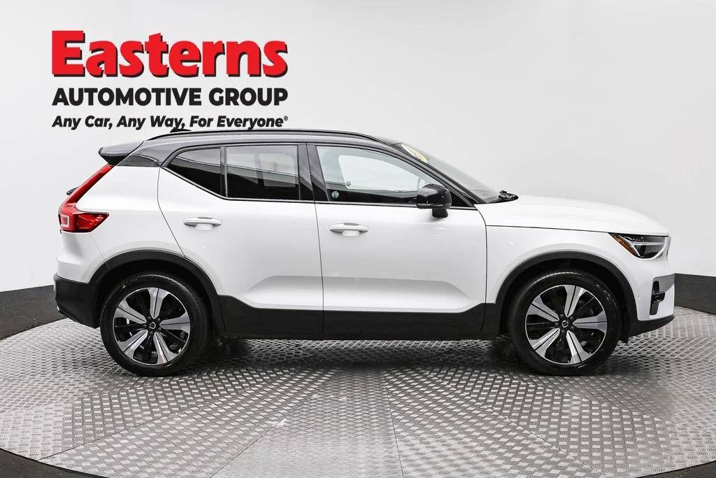 Used 2023 White Volvo Twin Plus image 4