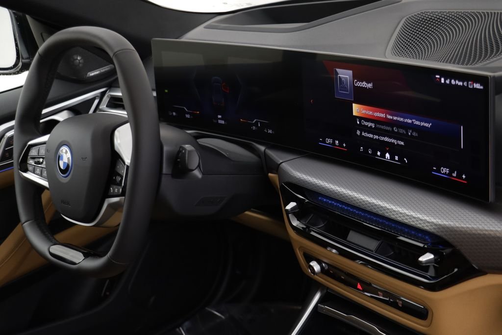 New 2026 Black Sapphire Metallic BMW xDrive40 image 23