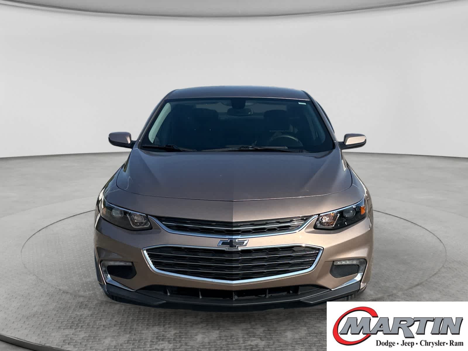 Used 2018 Chevrolet Malibu 1LT with VIN 1G1ZD5ST7JF262055 for sale in Bowling Green, KY