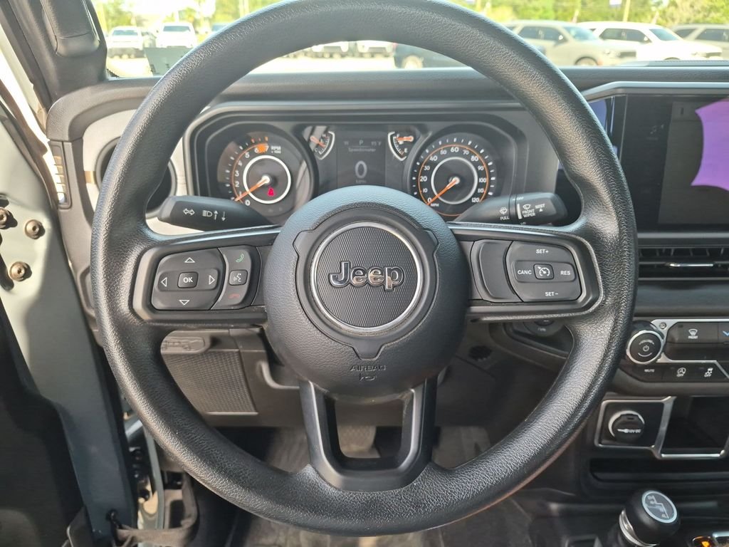 Used 2024 Gray Jeep Sport image 11
