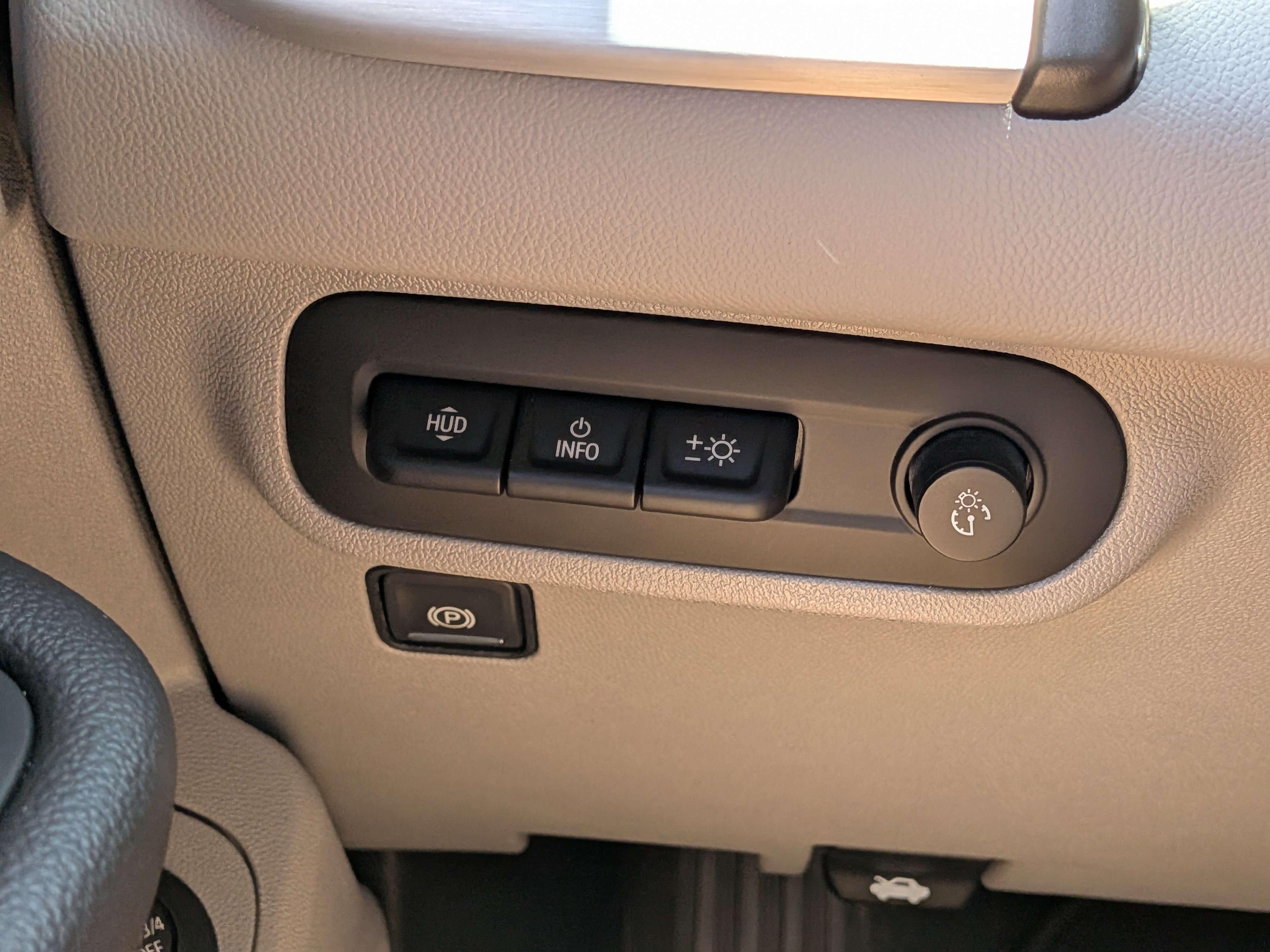 2022 GMC Terrain SLT - Photo 25