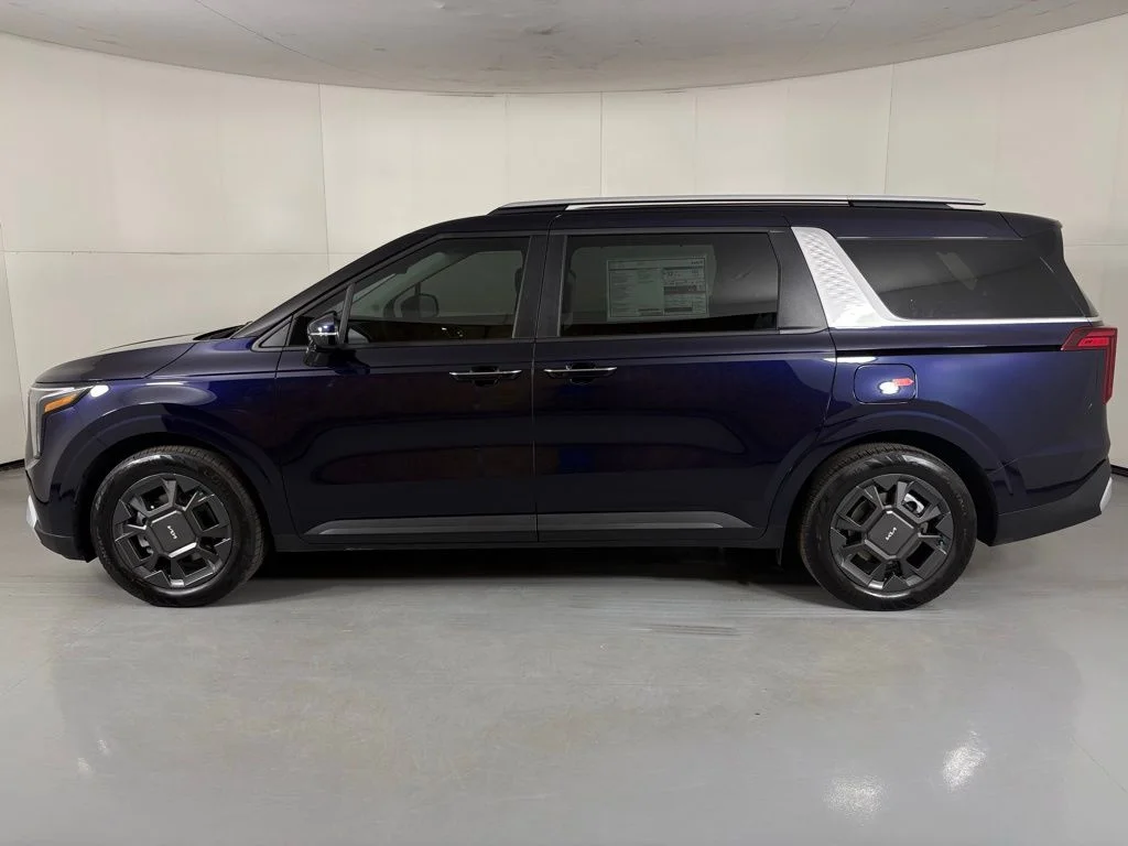 New 2026 Deep Chroma Blue Kia EX image 5
