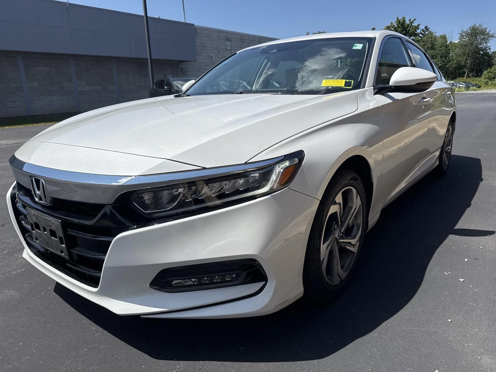 Used 2020 Platinum White Pearl Honda EX-L image 3