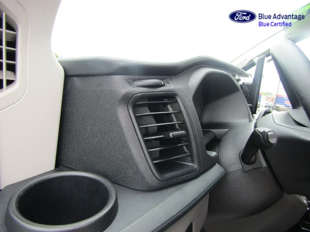 Certified Used 2024 Oxford White Ford XLT image 25