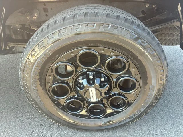 Used 2024 Glacier Gray Metallic Ford Lariat image 15