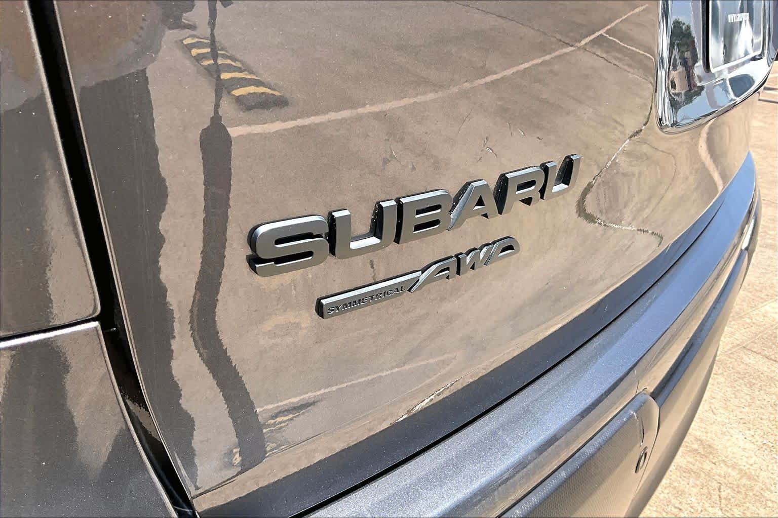 Used 2024 Magnetite Gray Metallic Subaru Onyx Edition image 31