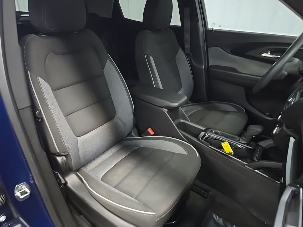 Used 2023 Blue Chevrolet LT image 14