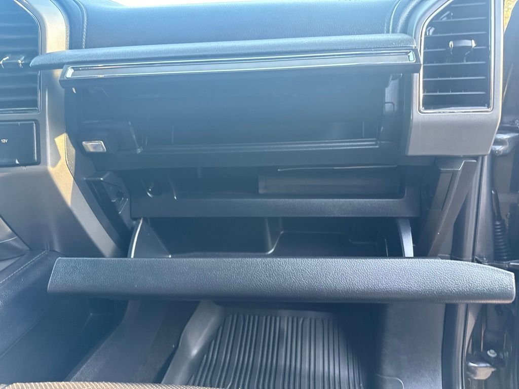 Used 2019 Magnetic Ford XLT image 43