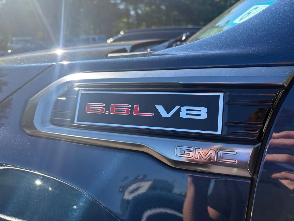 Used 2022 Blue GMC AT4 image 10