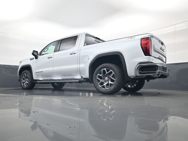 New 2026 Glacier White Tricoat GMC SLT image 27