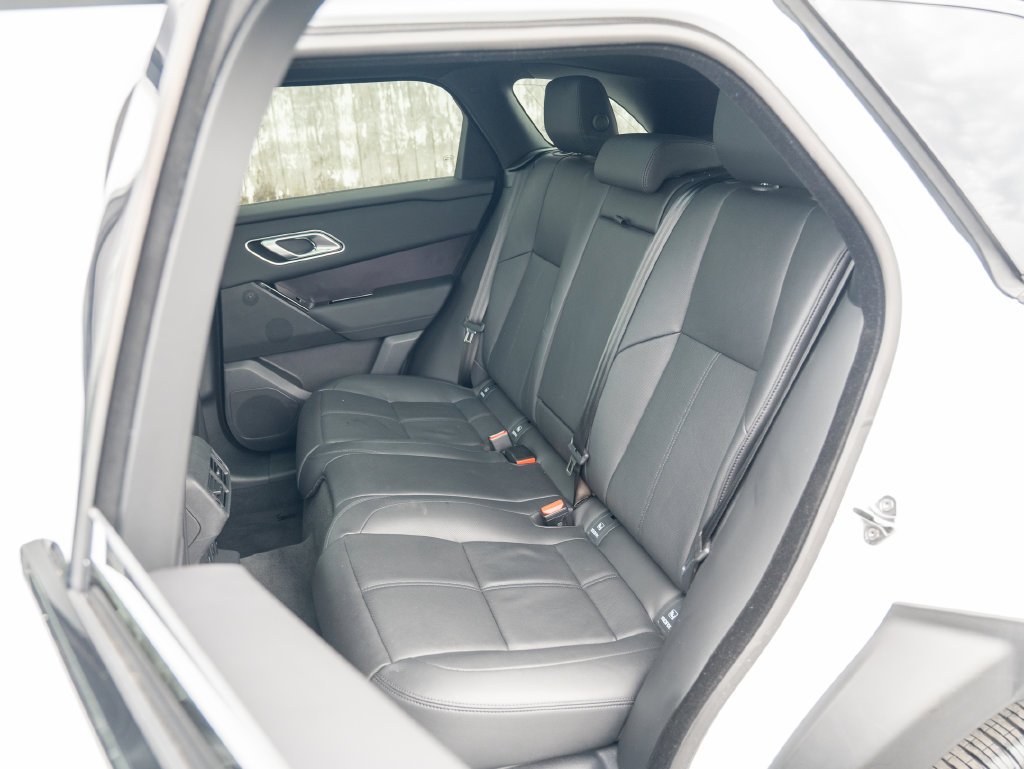 Certified Used 2026 White Land Rover Dynamic SE image 36