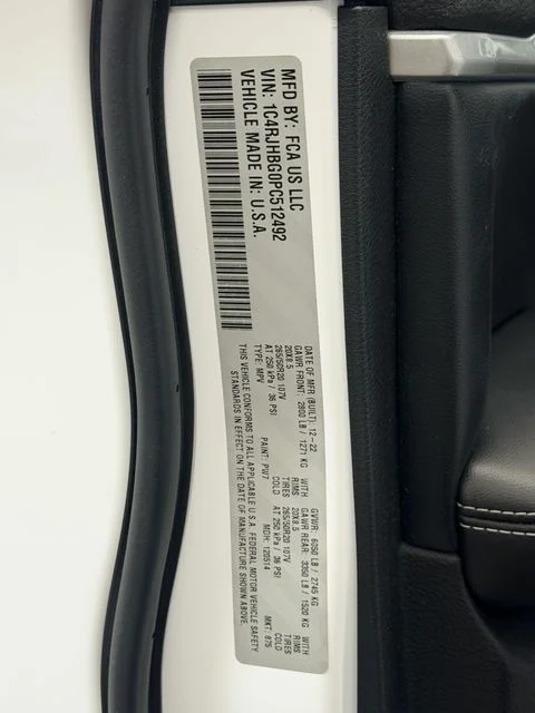 Used 2023 White Jeep Limited image 34