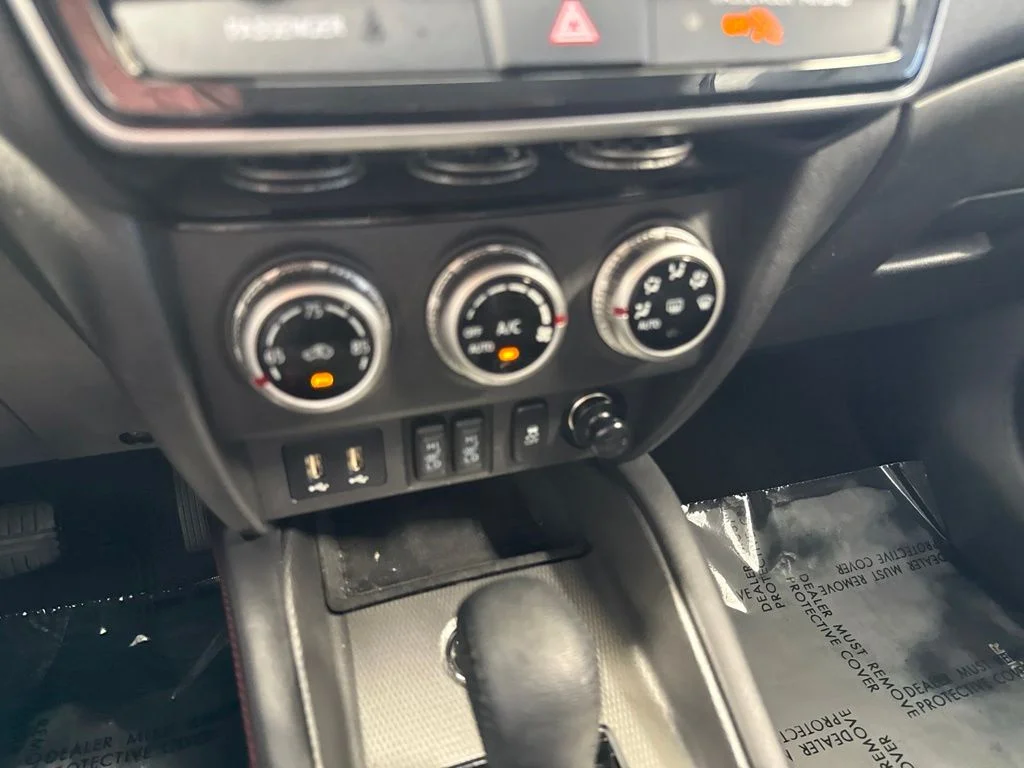 Used 2022 Black Mitsubishi 2.0 SE image 20