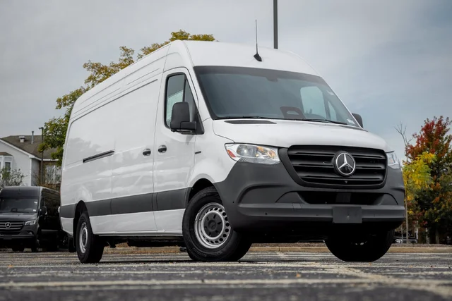 2025 Mercedes-Benz eSprinter 2500 Cargo 170 WB
