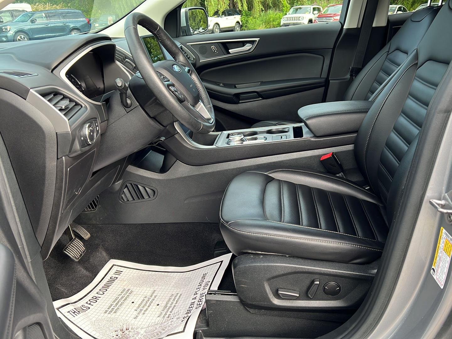 Used 2021 Iconic Silver Ford SEL image 9