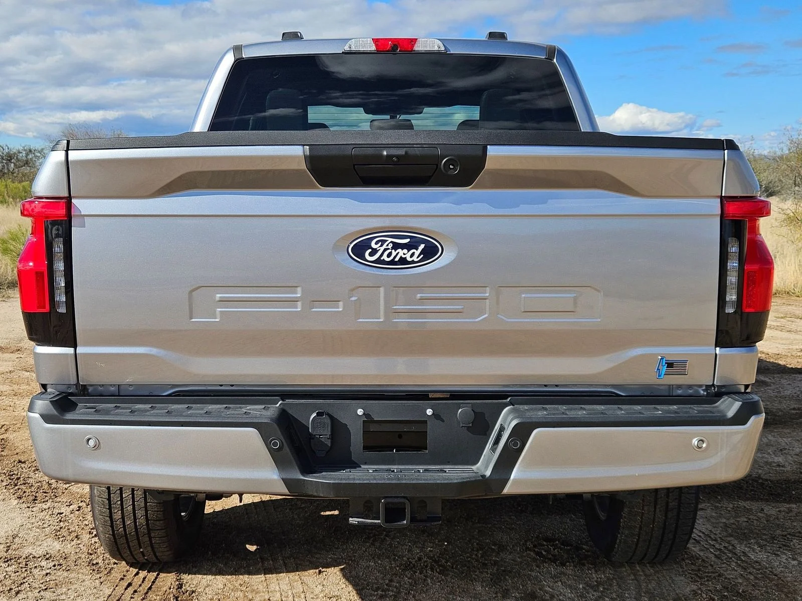 2025 Ford F-150 Lightning Flash - Photo 6